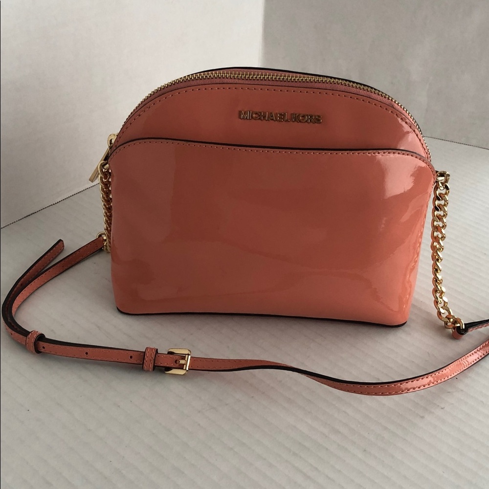 MICHAEL KORS Patent Leather Coral Crossbody, Excellent - Picture 5 of 12